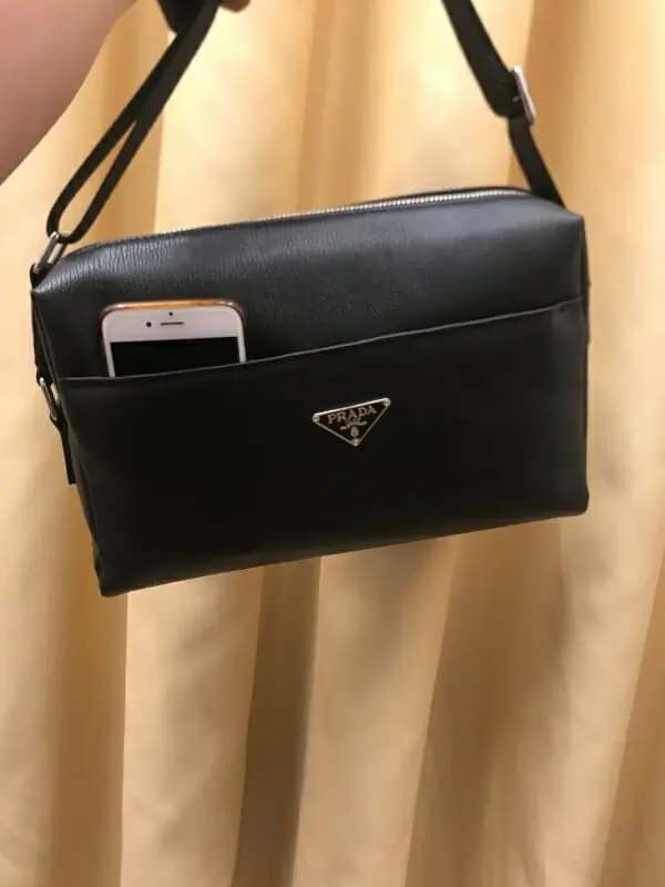 prada aaa homme mini sac a main s_120a77a4